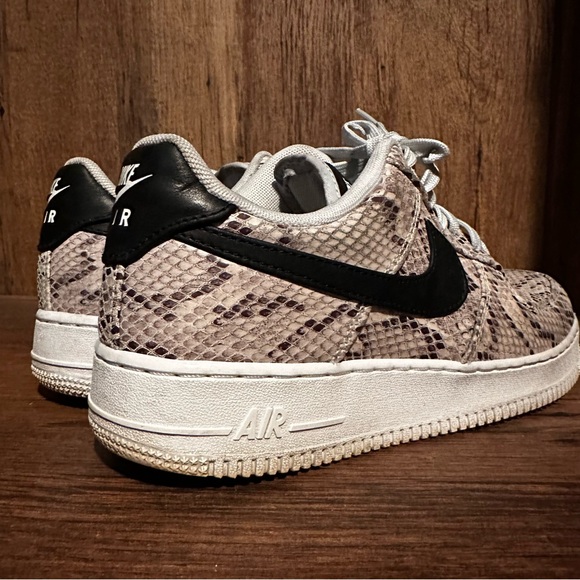 Nike Air Force 1 07 Premium/Air Premium/White/Bq4424-100 Sz Men’s 8.5 Women’s 10 - Picture 5 of 9